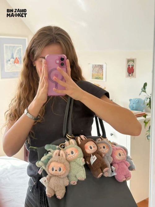 LABUBU COLLECTIBLES PLUSH DOLL KEYCHAIN