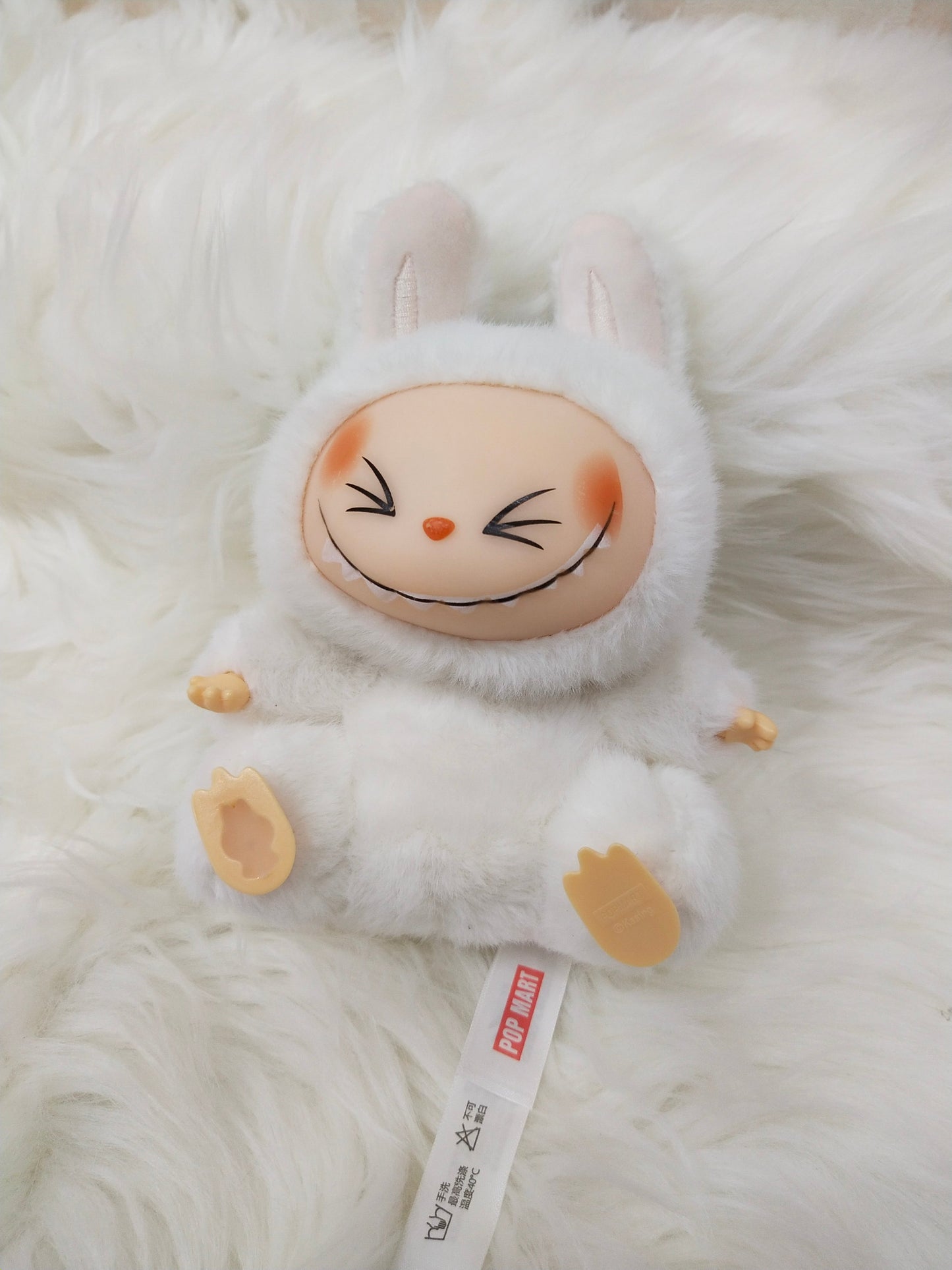 LABUBU COLLECTIBLES PLUSH DOLL KEYCHAIN