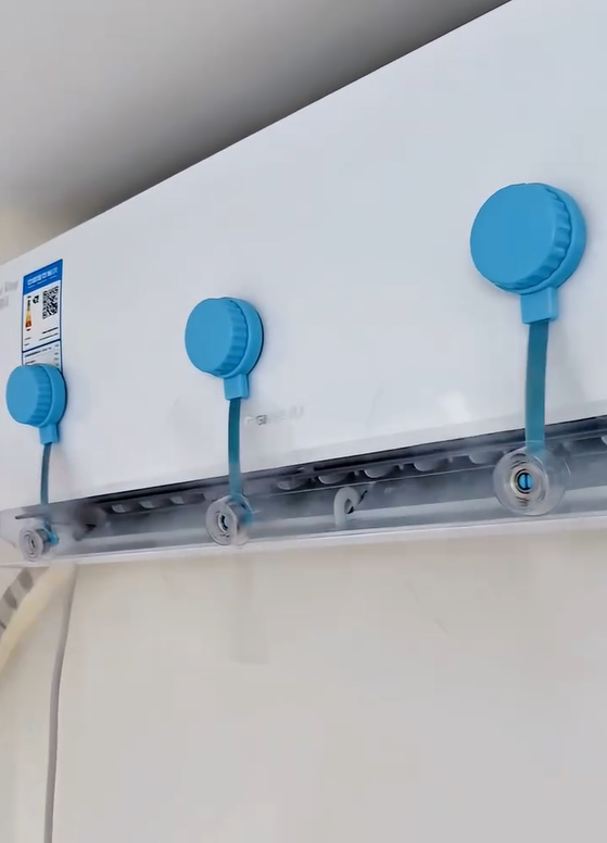 Self Adhesive Air Conditioner Fans For Air Flow ( Pack of 2 )